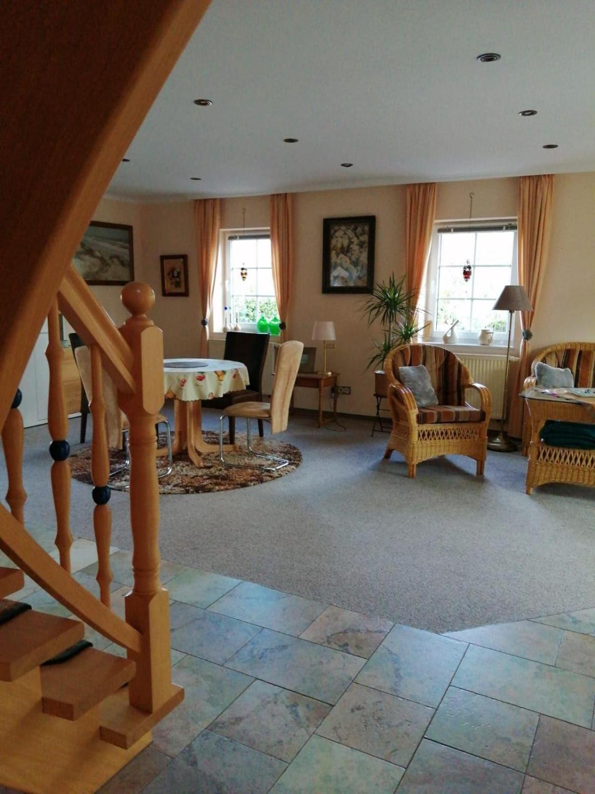 Haus-Schiffer-Ferienwohnung-Lilli Rhauderfehn ภายนอก รูปภาพ