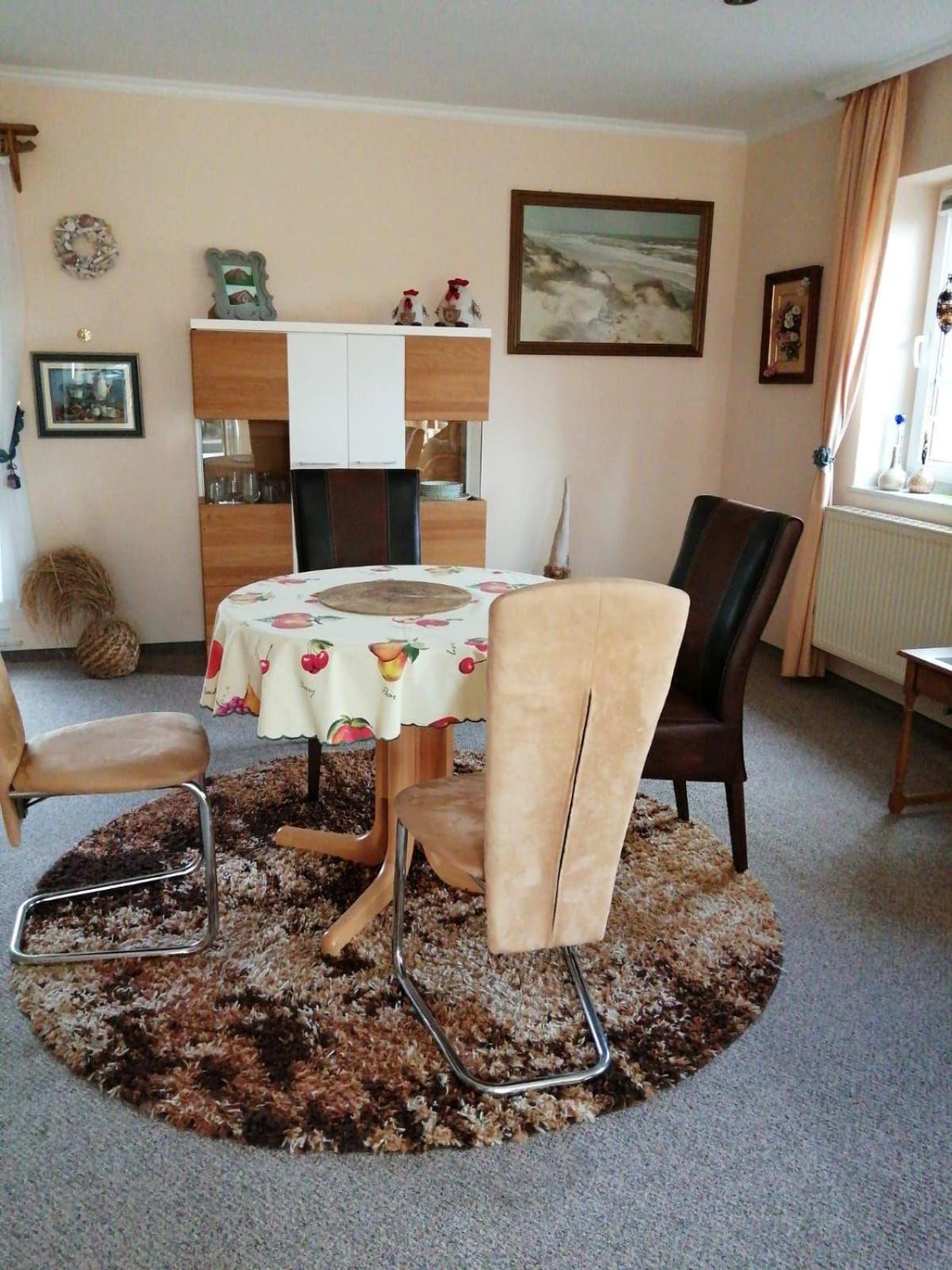 Haus-Schiffer-Ferienwohnung-Lilli Rhauderfehn ภายนอก รูปภาพ